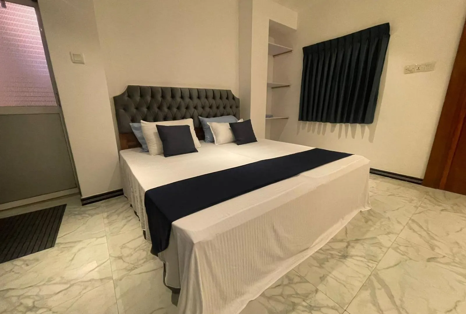 Room With Kitchen Negombo Beach 0*,